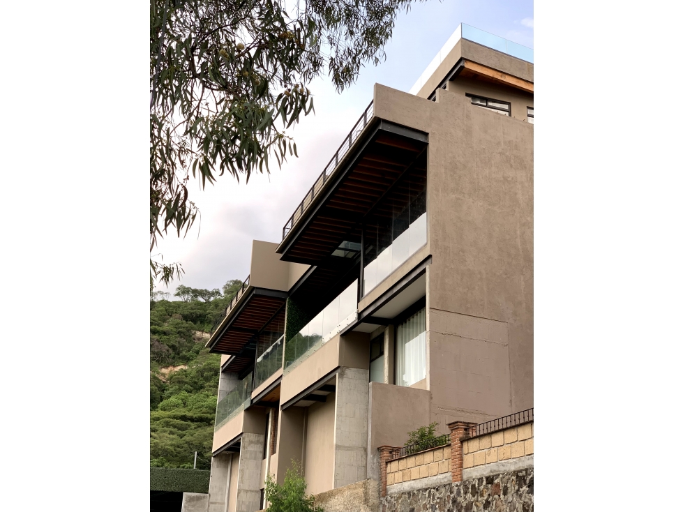 CASA EN VENTA EN SAN GASPAR VALLE DE BRAVO