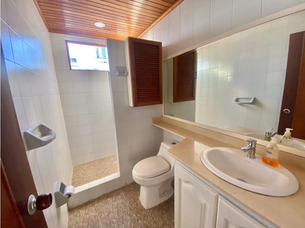 ARRIENDO APARTAMENTO EN BOCAGRANDE CON VISTA AL MA R - 4