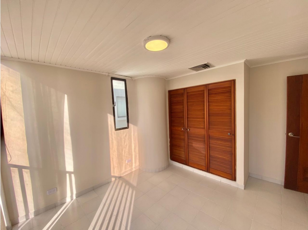 ARRIENDO APARTAMENTO EN BOCAGRANDE CON VISTA AL MA R - 5