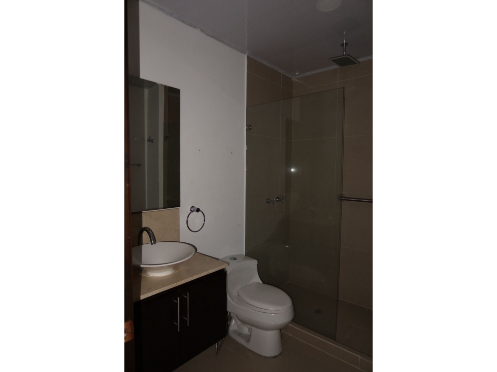 VENDO CASA EN BARCELONA DE INDIAS 600M2 EN LOTE Y 250M2 CONSTRUIDO - 4