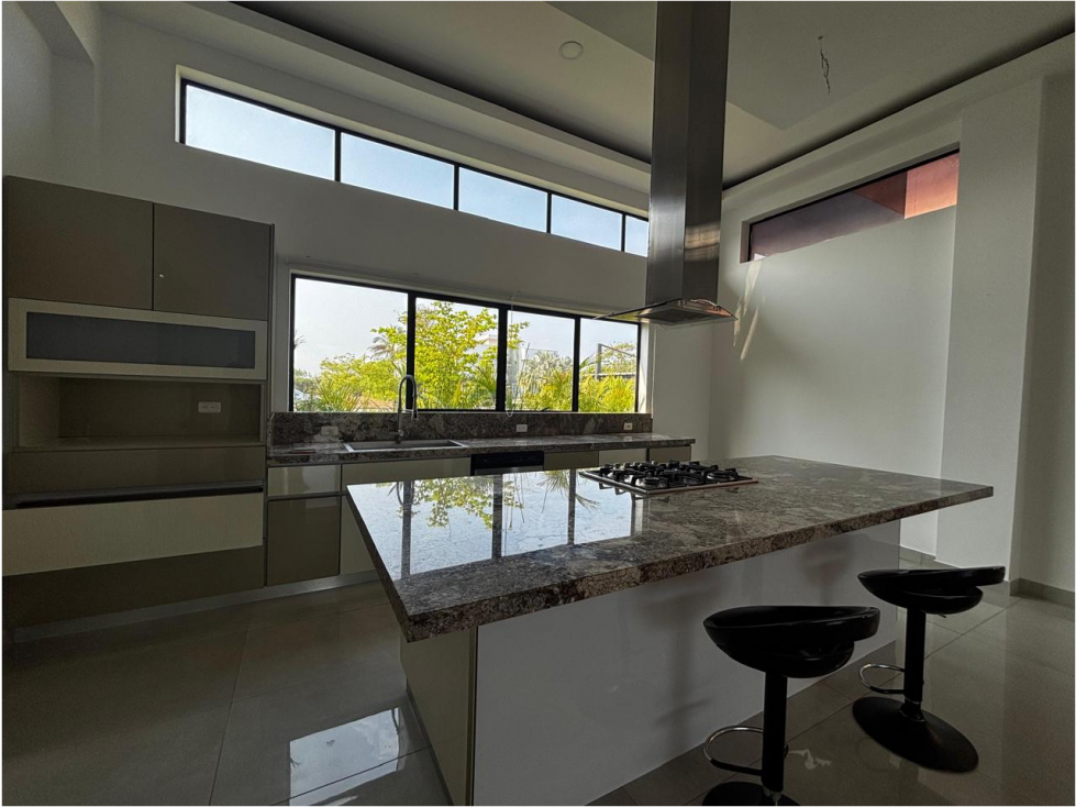 VENDO CASA EN TERRANOVA CON 855M2 EN LOTE Y 400M2 CONSTRUIDO — foto 6