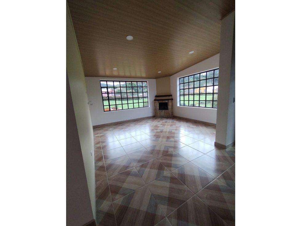 Arriendo Casa Campestre El Hato, La Calera
