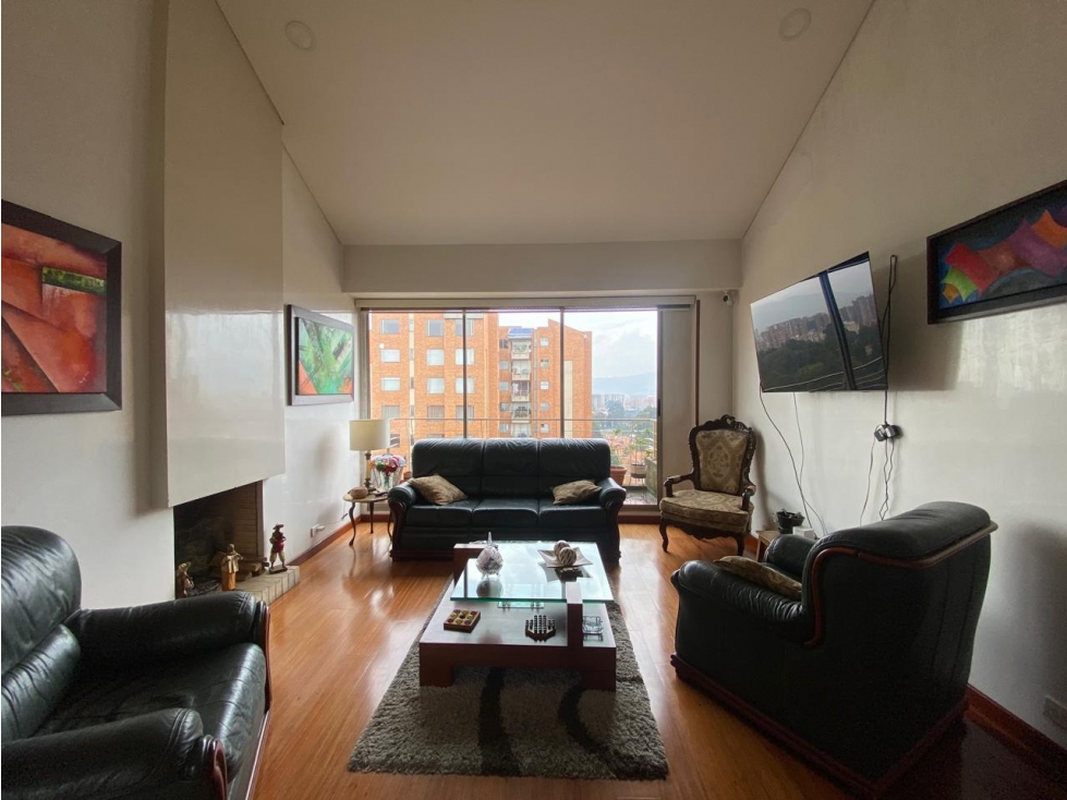 Venta Espectacular Apartamento Gratamira, Bogotá