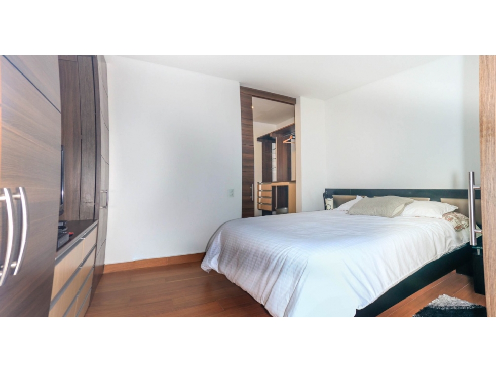 Venta o arriendo apartamento amoblado Santa Barbara, Bogotá — foto 5