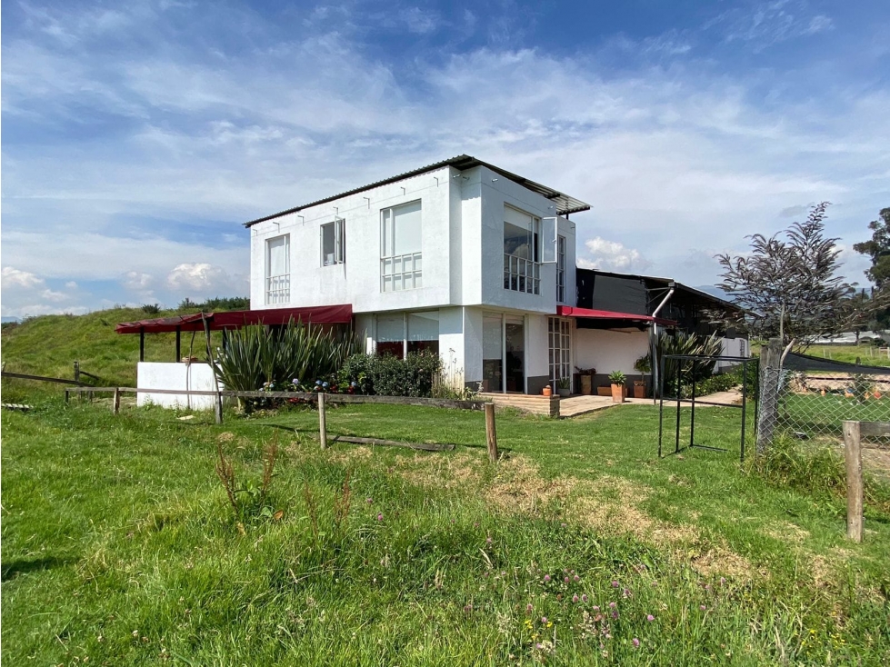 Venta finca productiva con cultivo de Rosas, Cogua - 3