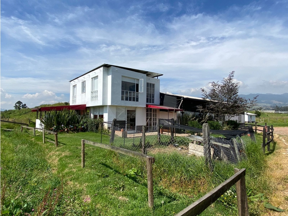 Venta finca productiva con cultivo de Rosas, Cogua - 2