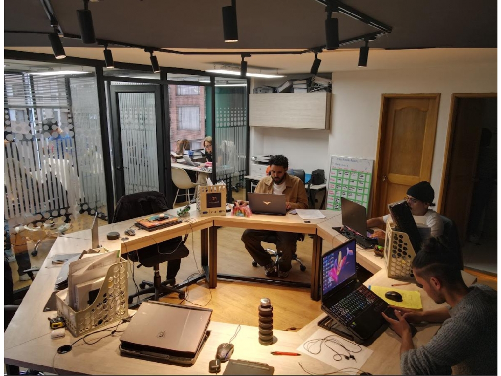 Venta o arriendo Oficina en el sector del Chico, Bogotá - 1