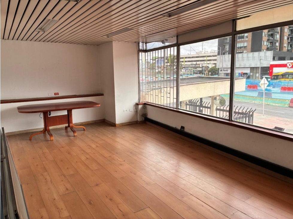 Arriendo local Av Calle 100, Bogotá