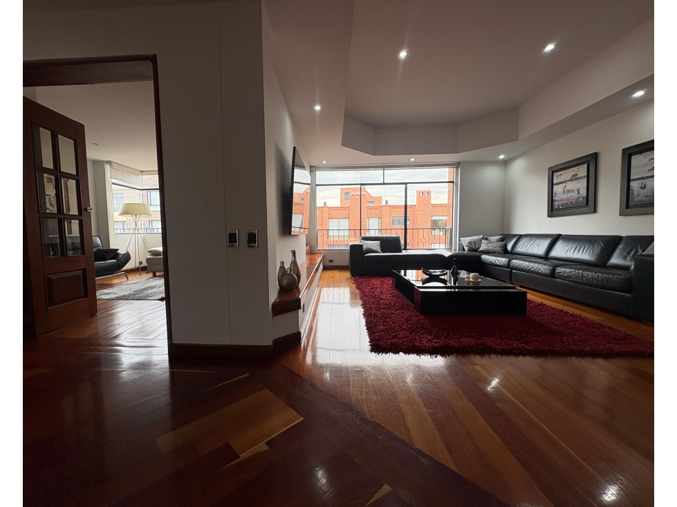 Venta-Arriendo Apartamento San Patricio con terraza, Bogotá — foto 2