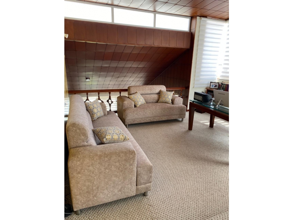 Venta apartamento duplex Santa Barbara, Bogotá — foto 2