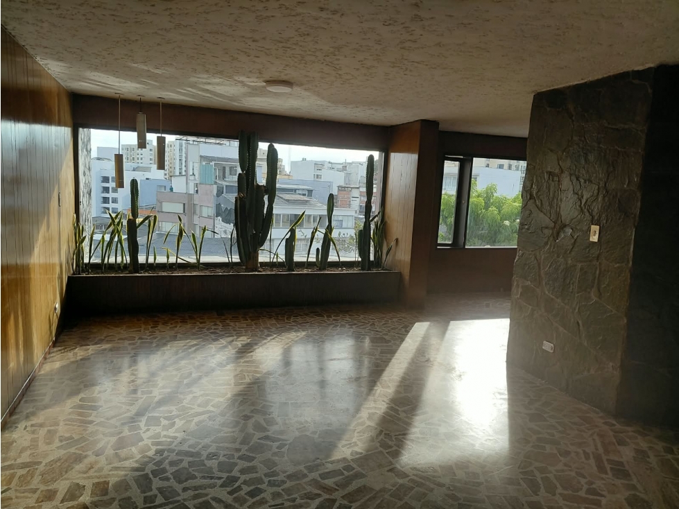 Casa en Arriendo USO COMERCIAL avenida paralela la Arboleda, Manizales - 1