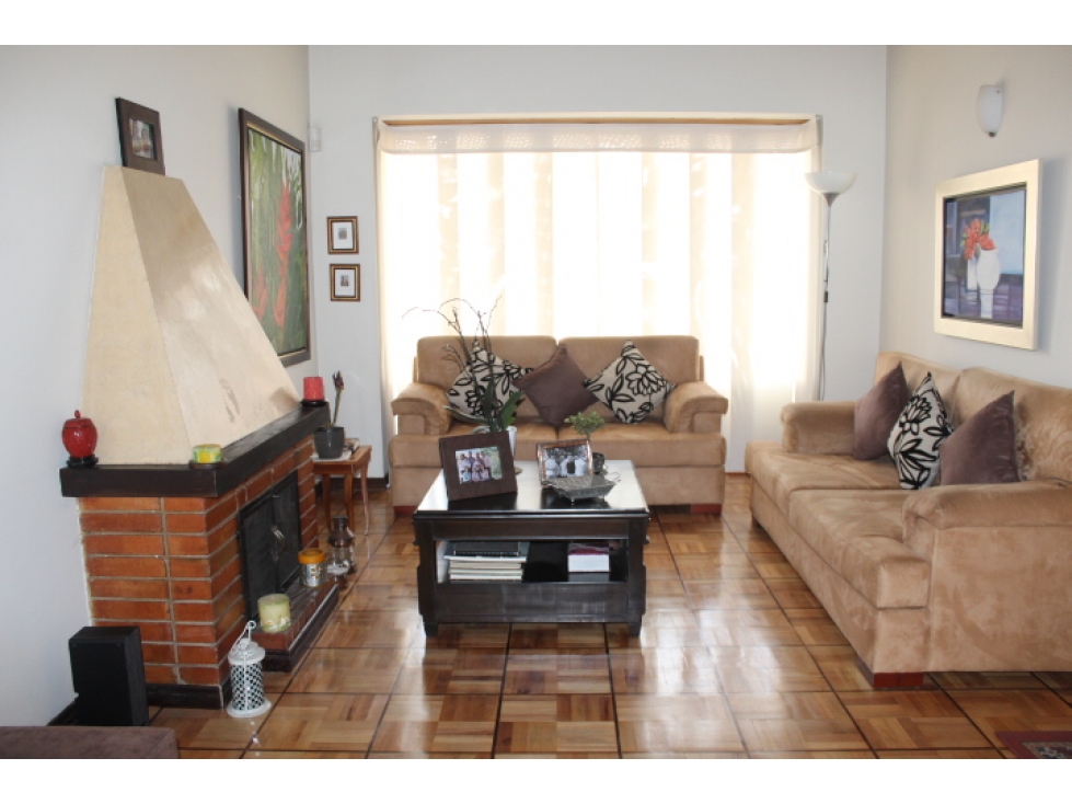 Venta Casa Remodelada Colina Campestre, Bogotá