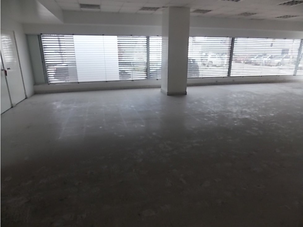 Oportunidad Venta o Permuta Local San Andresito, Bogotá - 5
