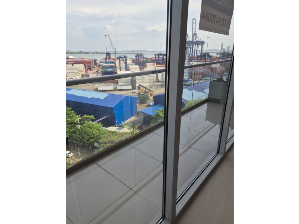VENDO EXCELENTE OFICINA EN MANGA, CARTAGENA DE INDIAS — foto 6