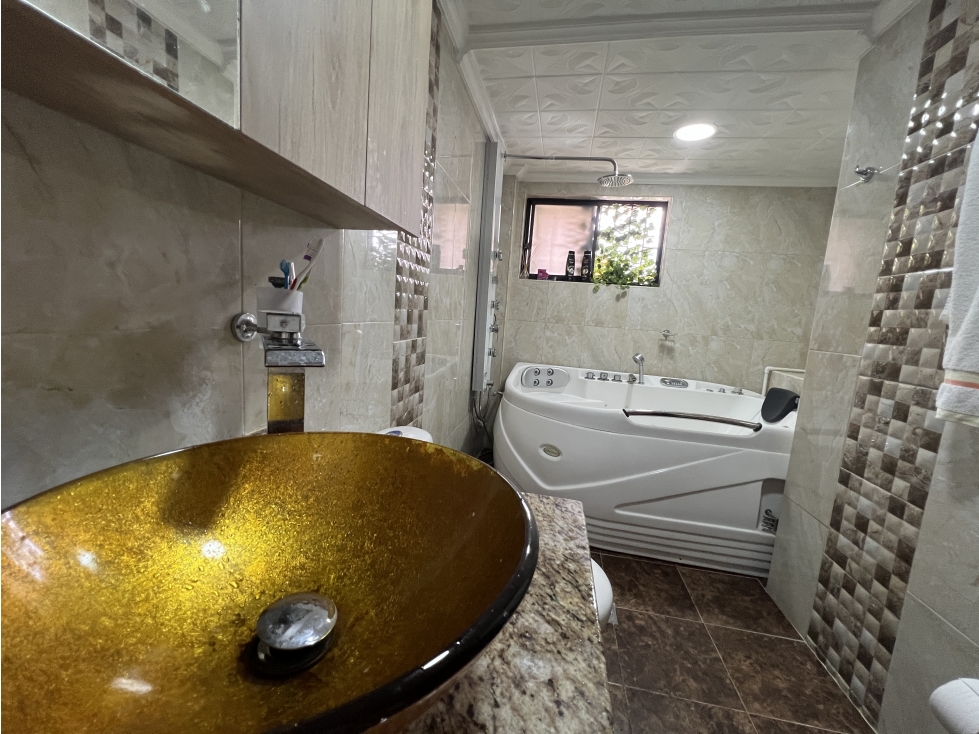 Apartamento en 3er piso con Terraza privada — foto 6