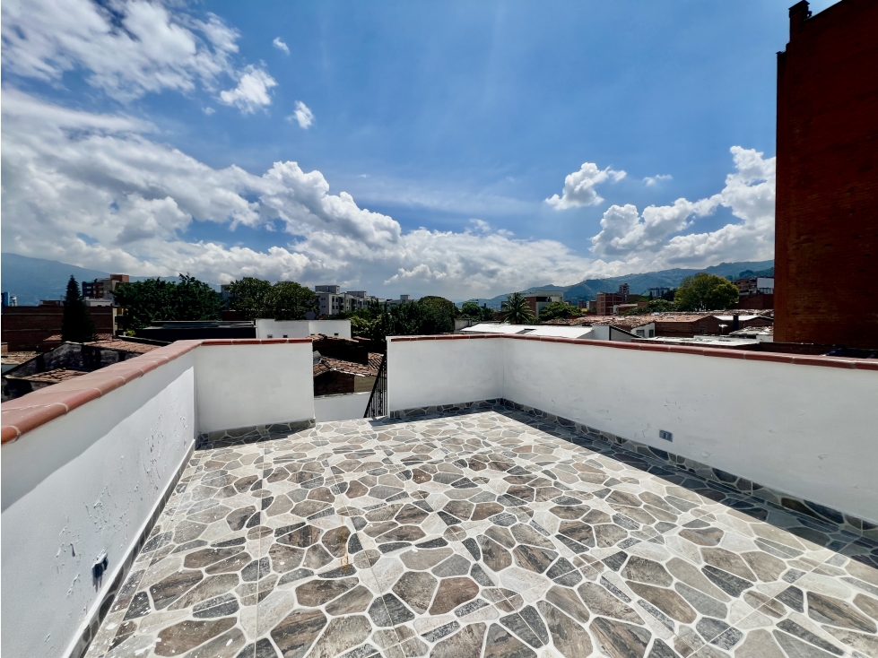 Apartamento en 3er piso con Terraza privada