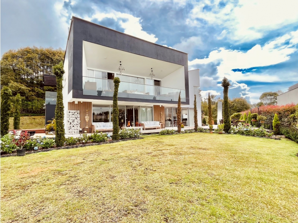 Casa en el alto de las palmas