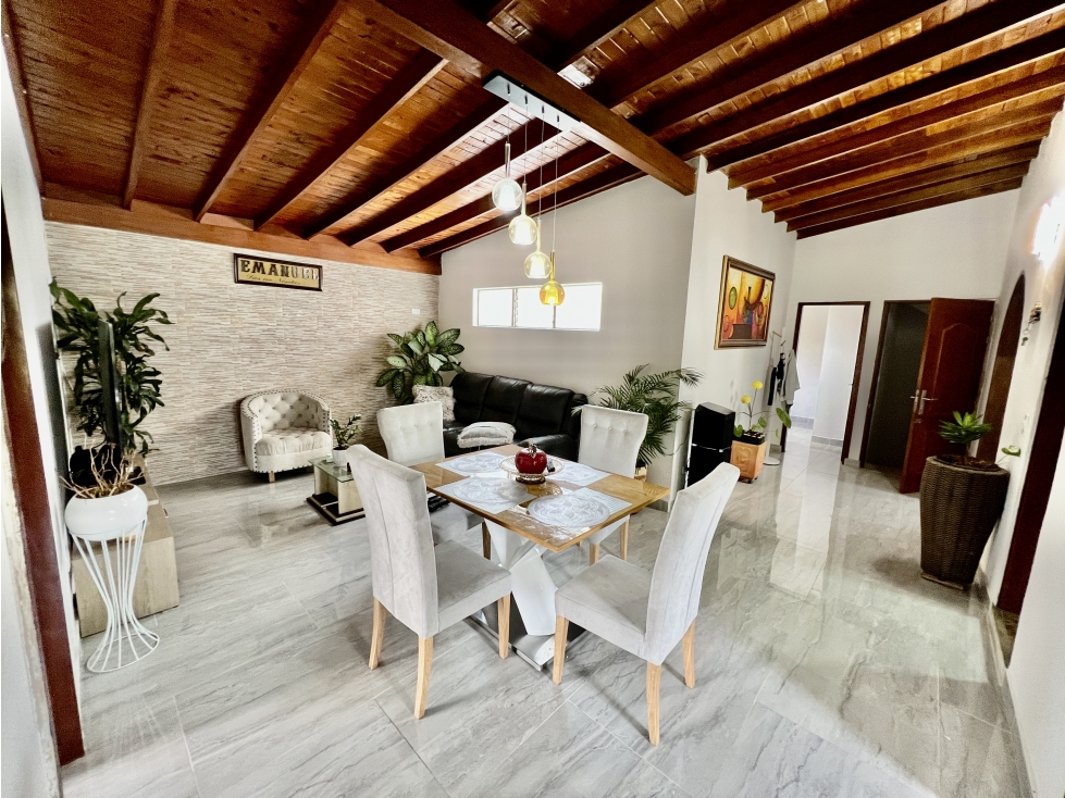 Apartamento en 3er piso con Terraza privada — foto 3