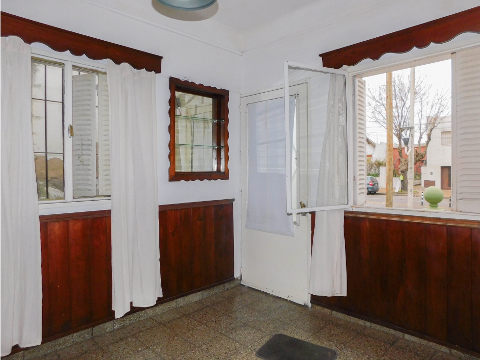ALQUILER CASA PARA USO PROFESIONAL | UN DORMITORIO, UN BAÑO - 3