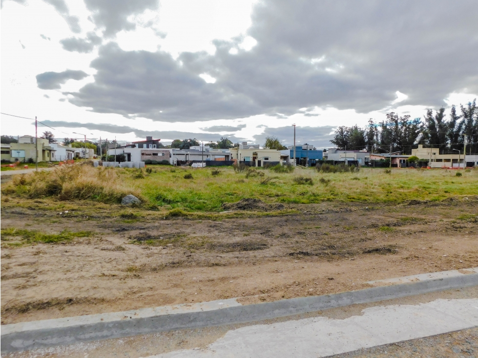 Lotes de 325 m2. en Venta. Zona Barrio Graduados. Tandil - 2