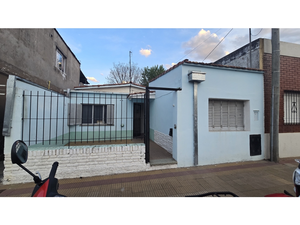 Casa en Venta, 3 dormitorios, Buena ubicación, Villa Italia, Tandil.