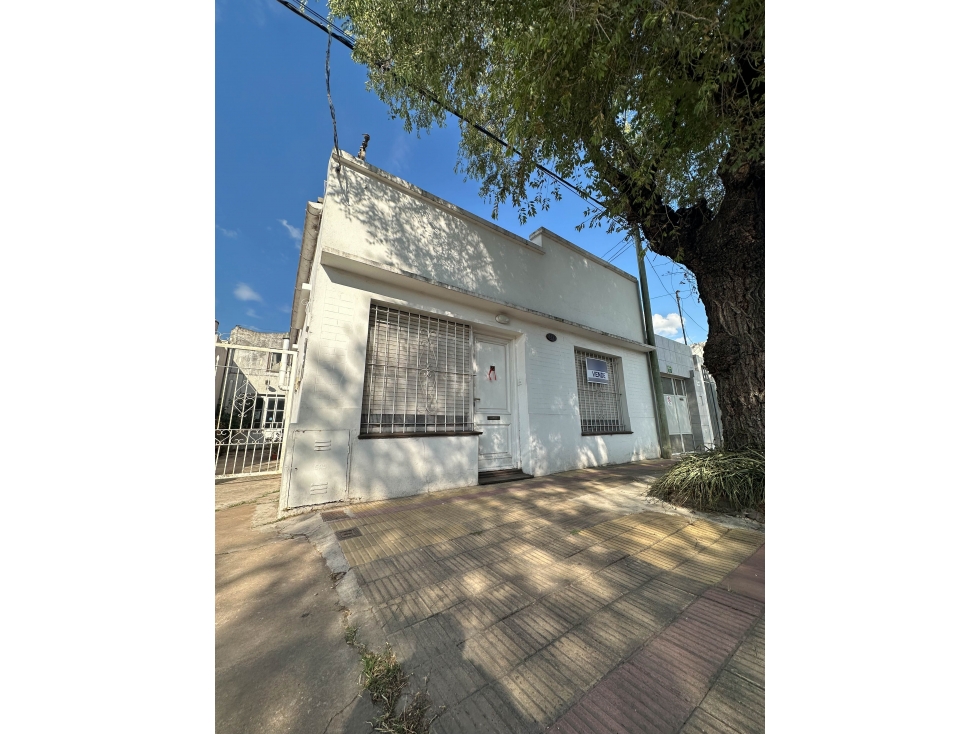 CASA EN VENTA - APTA CREDITO-BARRIO LA ESTACION