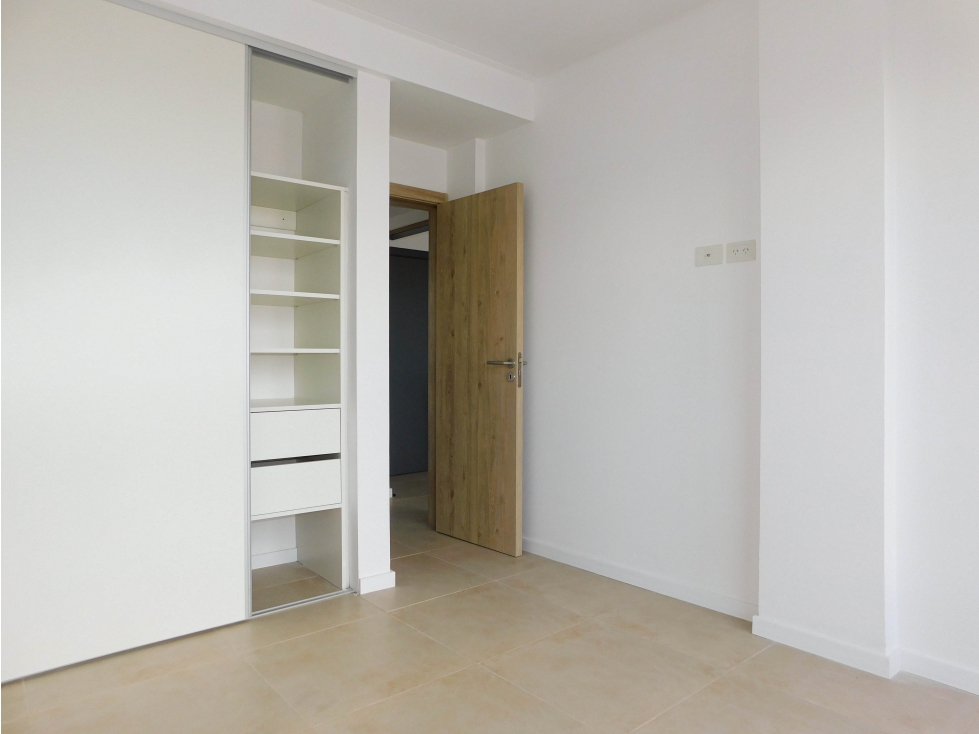 TANDIL Venta Departamento a Estrenar, 1 dorm. y cochera en semi-centro - 2