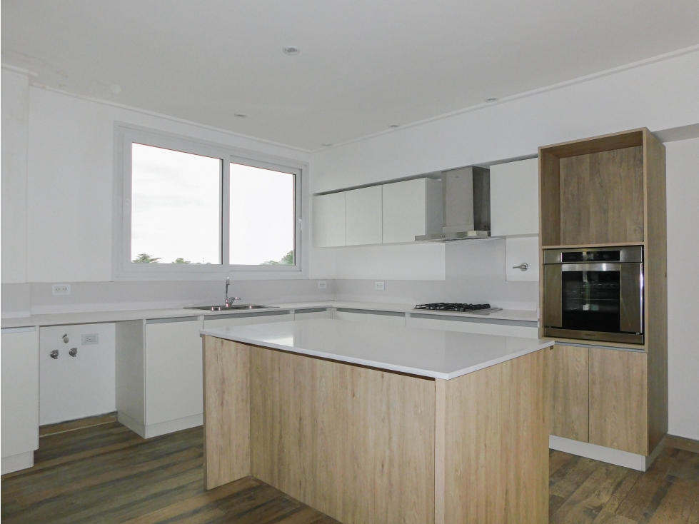 DEPARTAMENTO DE CATEGORIA EN VENTA TIPO DUPLEX (SANTAMARINA AL 800) — foto 4
