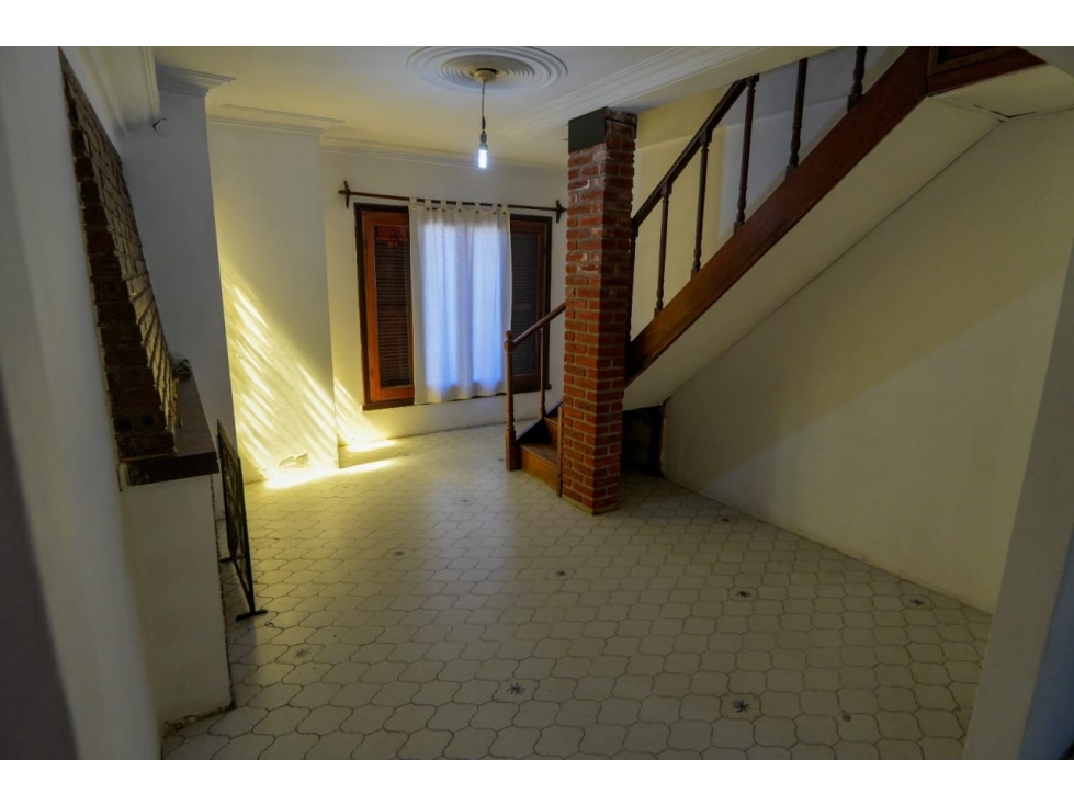 Casa en Venta, ubicación privilegiada. Tandil - 5