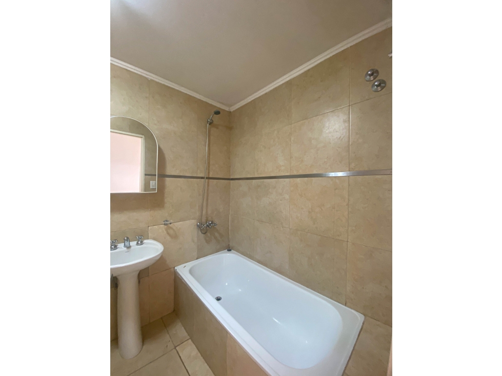 Departamento en alquiler 1 dormitorio con cochera zona semicéntrica — foto 4