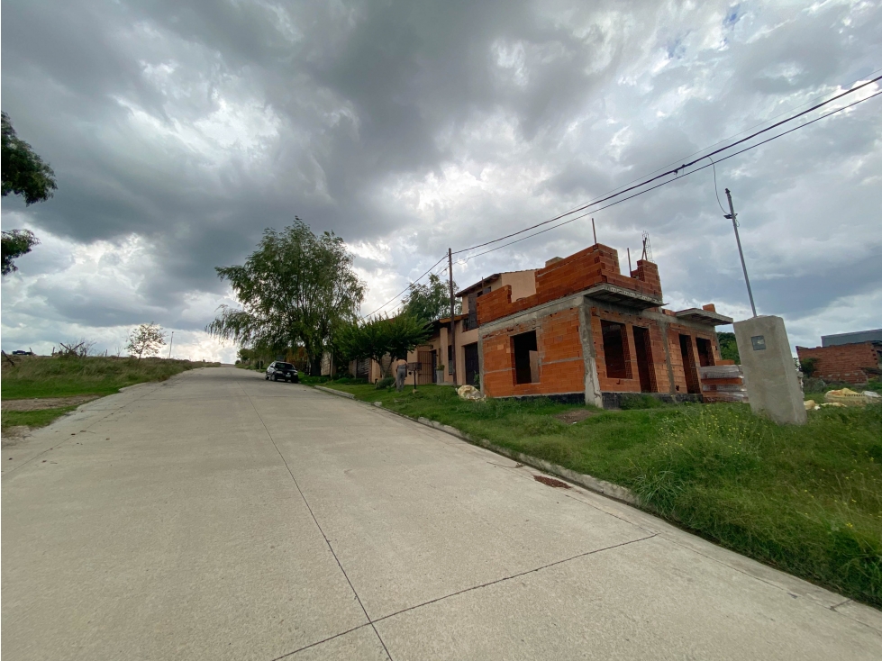 LOTE EN VENTA. - 5