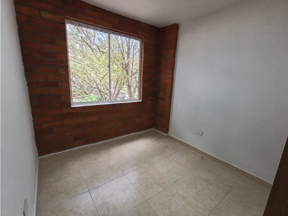 APARTAMENTO EN CALASANZ PARTE BAJA $ 2.400.000 — foto 2