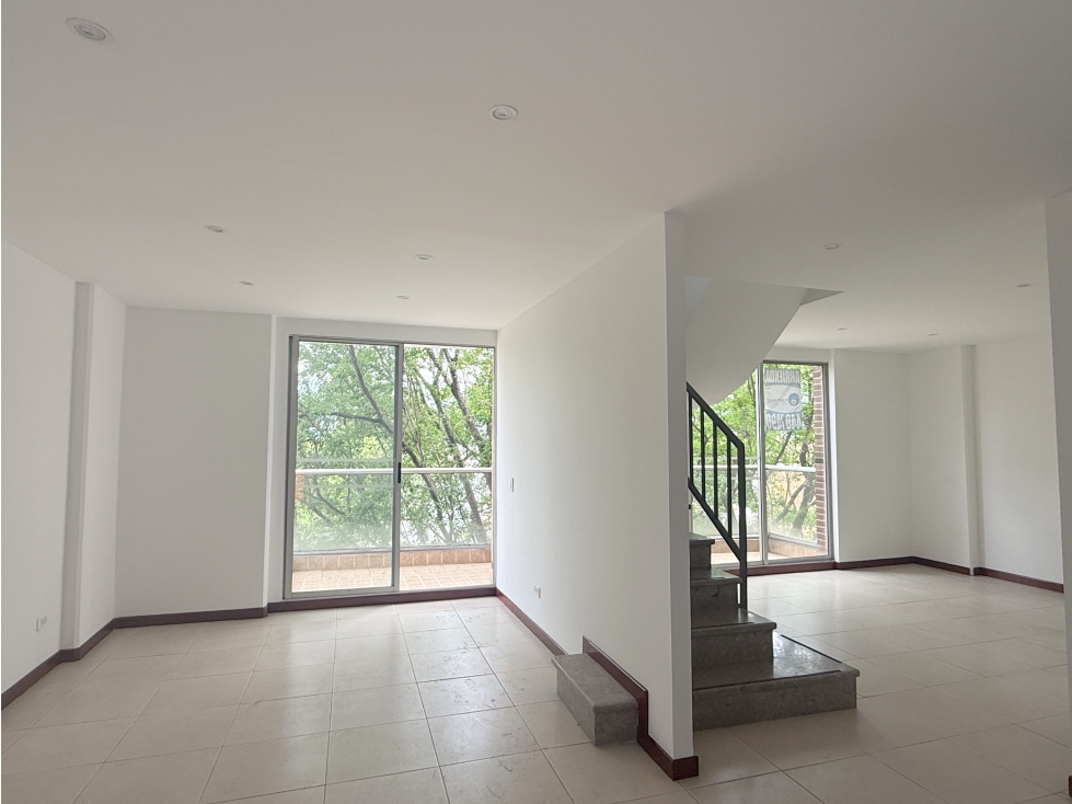 PARTAMENTO DUPLEX EN ENVIGADO ZUÑIGA — foto 5