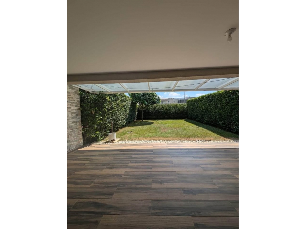 BROKER - CASA EN VENTA CONDOMINIO CASAZUL ALFAGUARA - CALI — foto 2