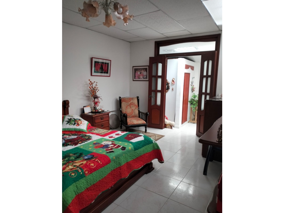 VENTA CASA AMPLIA EN BARRIO RESIDENCIAL EN CALARCA QUINDIO — foto 2