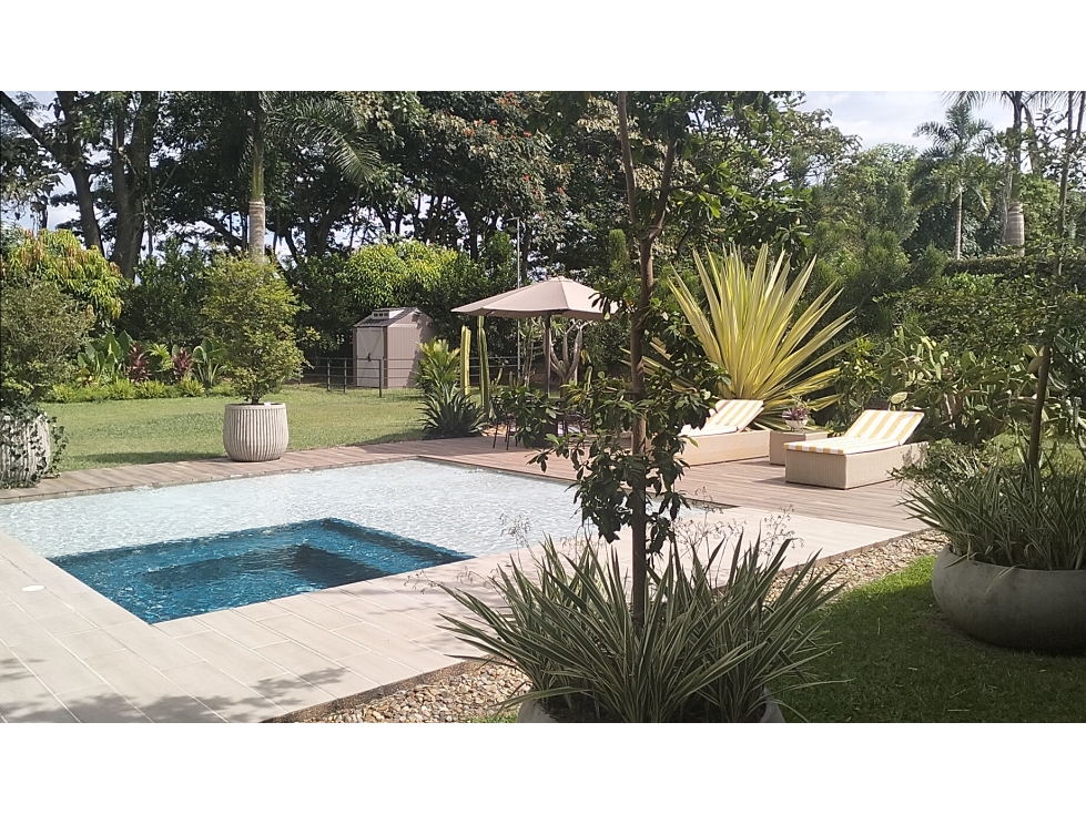 VENTA MODERNA CASA CAMPESTRE DE LUJO SECTOR CLUB CAMPESTRE - 2