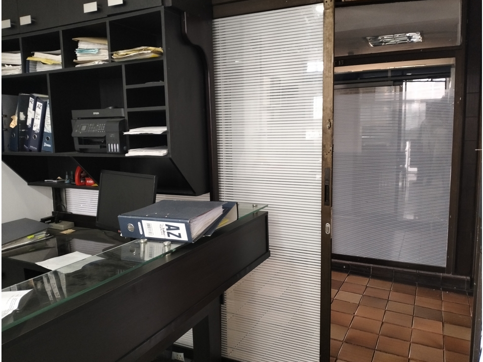 VENTA OFICINA RENTANDO CENTRAL EN ARMENIA QUINDIO