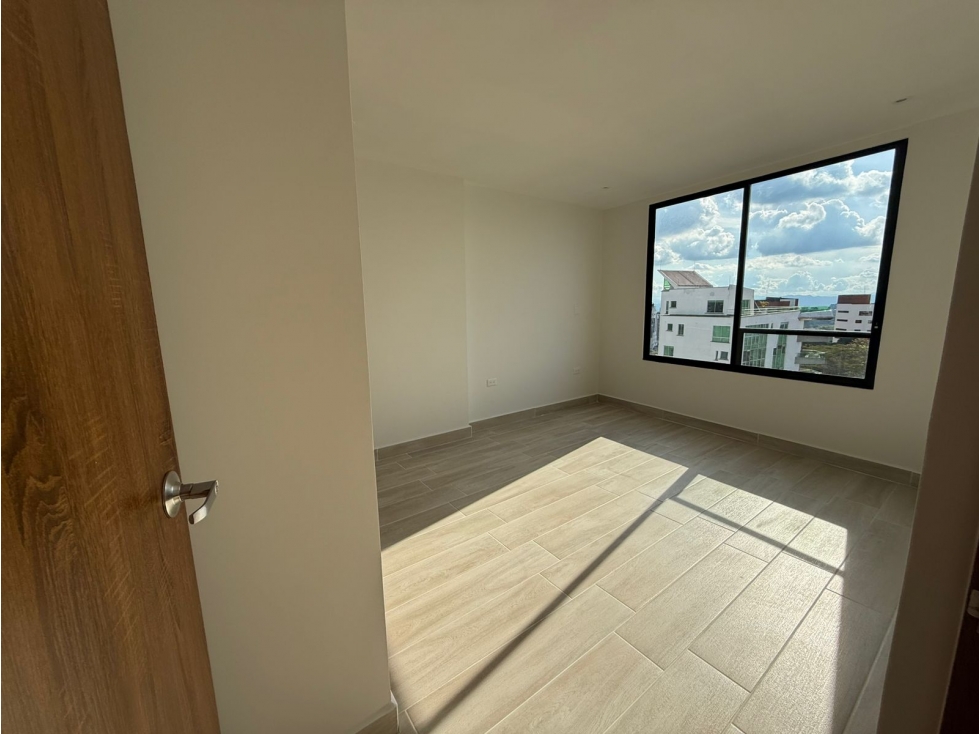 VENTA APARTAMENTO EN LA CASTELLANA ARMENIA — foto 6