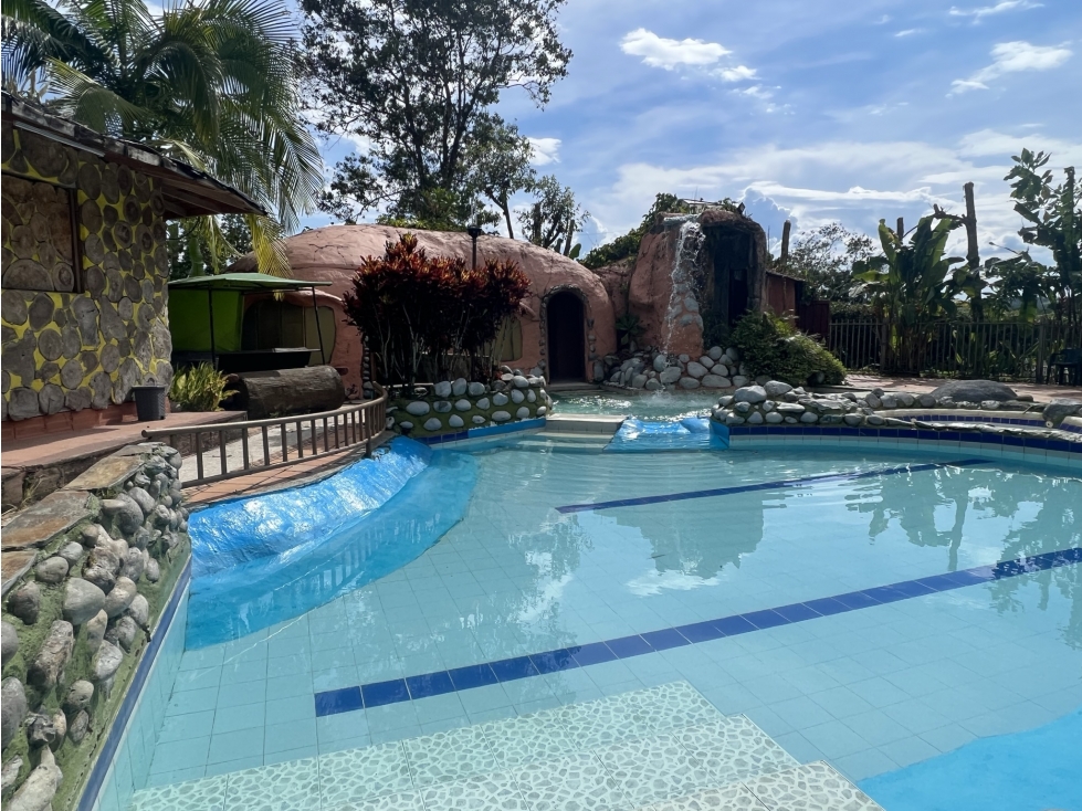 VENTA FINCA HOTEL Y PARQUE TEMATICO EN ARMENIA QUINDIO - 1