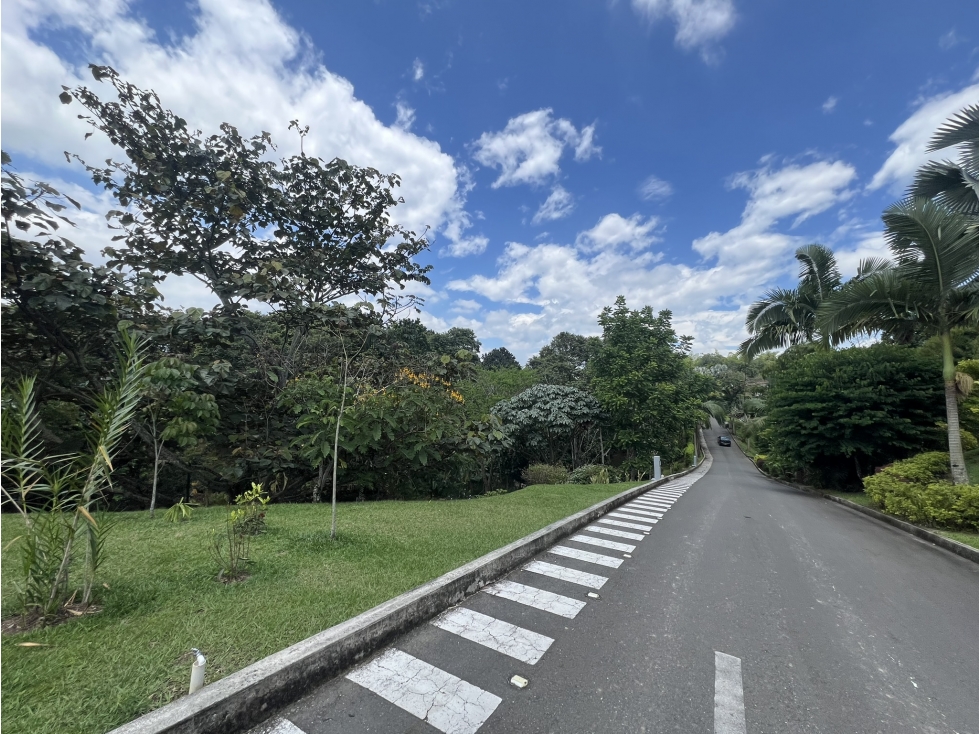 VENTA LOTE EN CONJUNTO CERRADO VIA EL EDEN ARMENIA QUINDIO — foto 2
