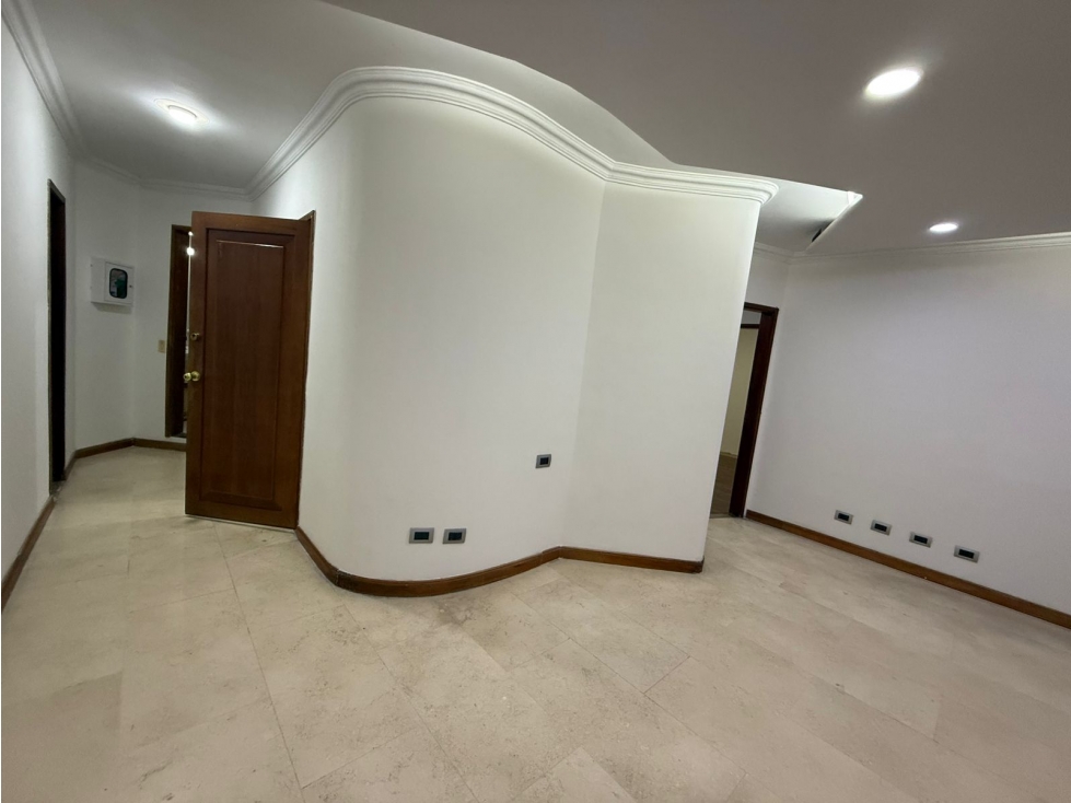 ALQUILER OFICINA O CONSULTORIO SECTOR FUNDADORES ARMENIA — foto 4