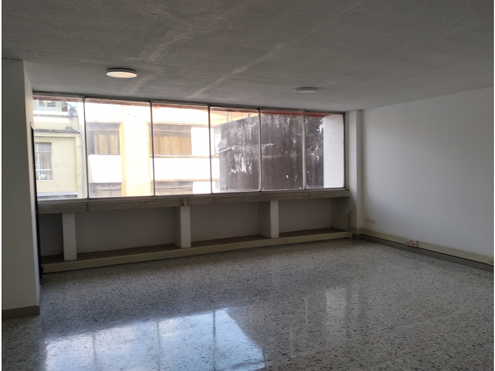 VENTA O ALQUILER OFICINAS CENTRO DE ARMENIA