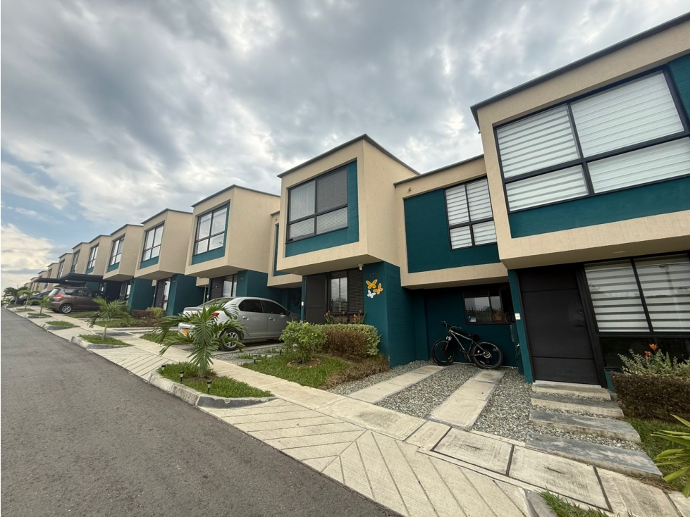 VENTA CASA EN CONJUNTO CAMPESTRE EN LA TEBAIDA QUINDIO