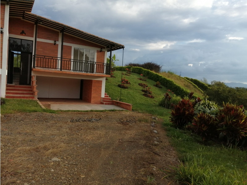 VENTA CASA CAMPESTRE VIA QUIMBAYA ALCALA (V.) - 5