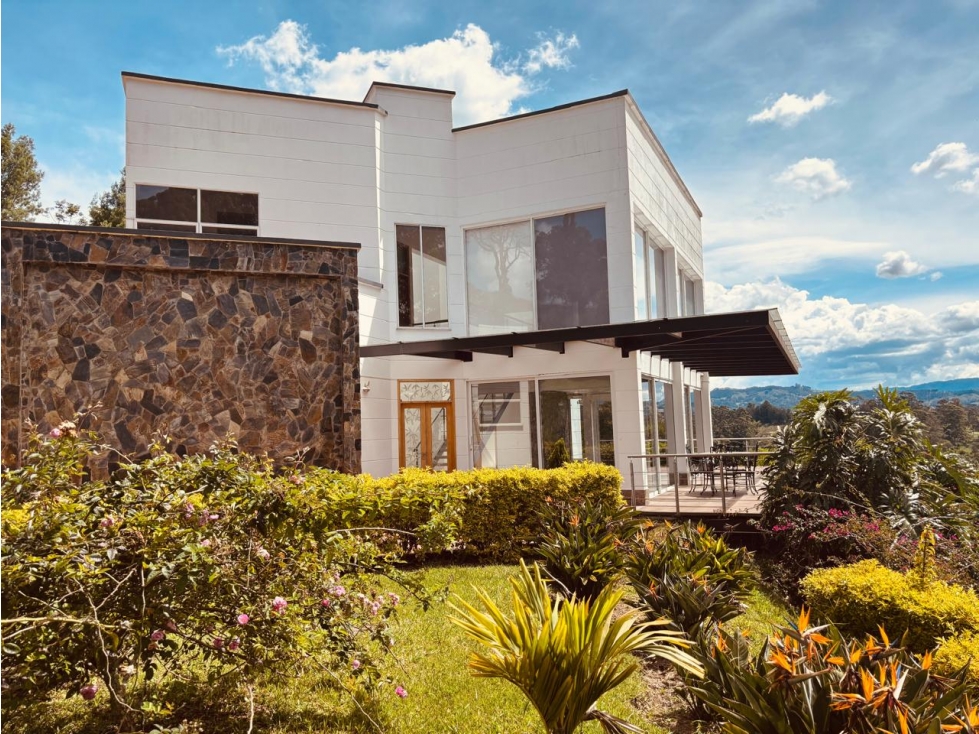 Casa campestre en El Carmen de Viboral, Vía San Antonio La Ceja