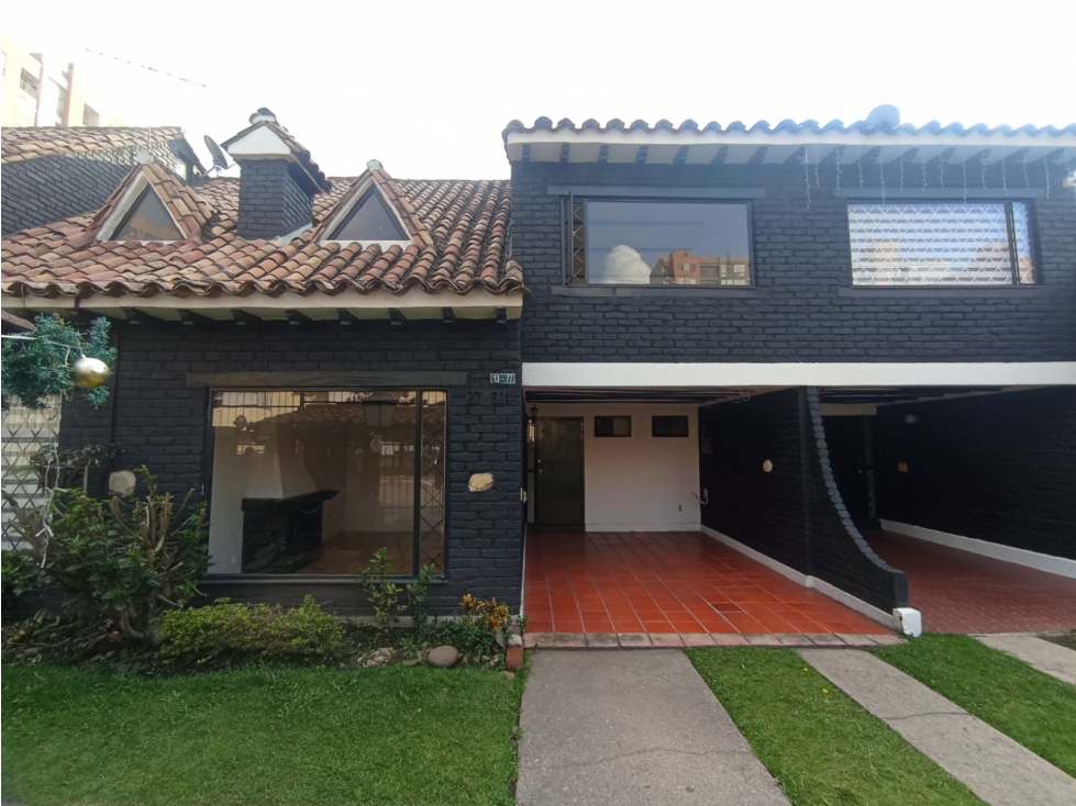 Casa en Venta Cedritos Sausal II 3hab 3bañ 2parq 131 M2