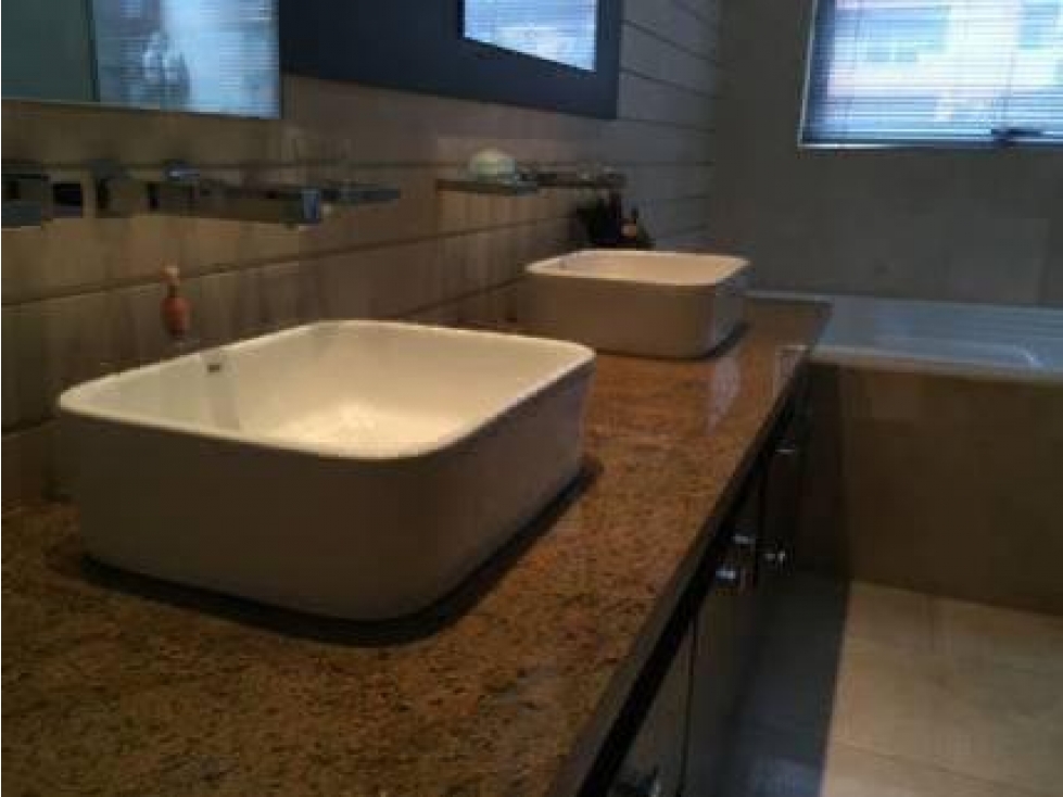 Apartamento Rosales 3hb 5b 4gj Carrera 1#78-55