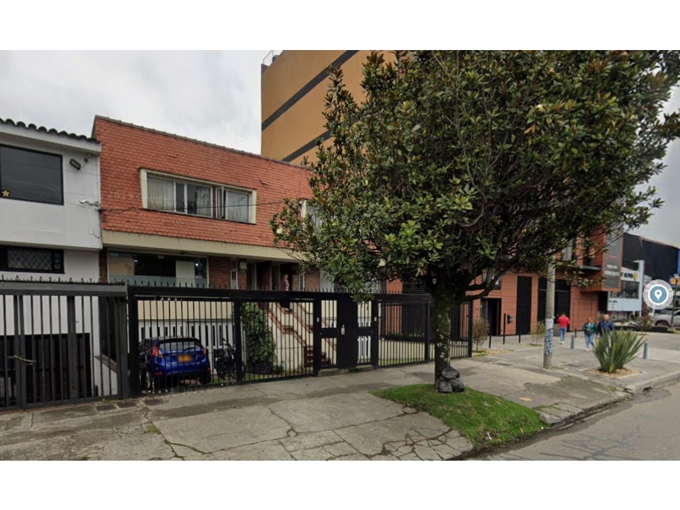 Arriendo espacio para oficina Casa Niza 124m2 2gj p.1