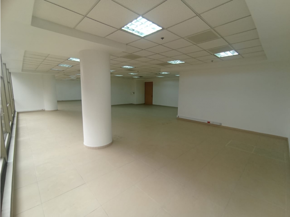 Oficina arriendo Salitre Edif. TORRE 26 92m2 1baño 2parq — foto 6