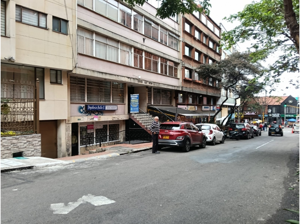 VENTA APTO CHAPINERO 4 HAB 2 BAÑ 1 PAR — foto 3